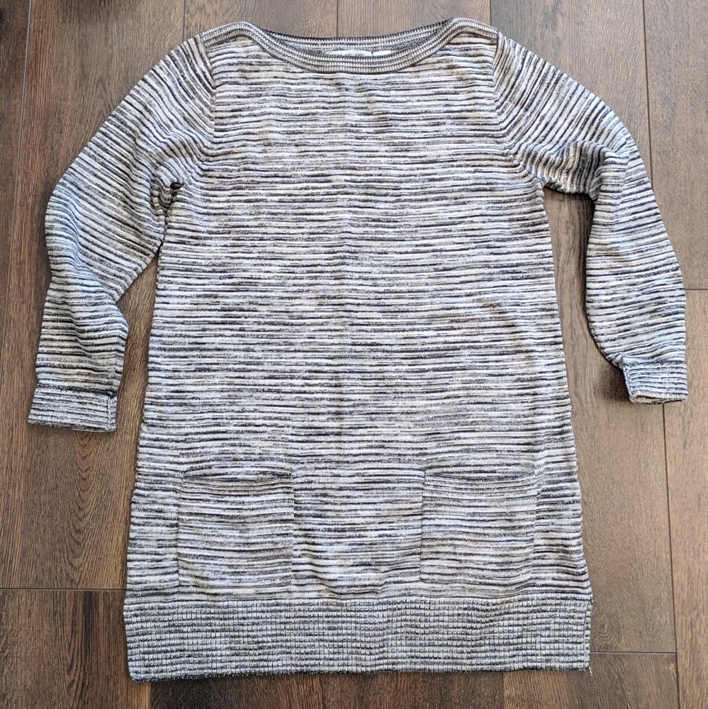 EUC eight eight eight Tunic Sweater Dress
